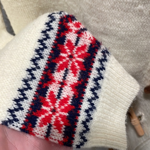 Vintage cream hooded sweater w red & blue detail womens medium ☀️✨🌻 - Picture 5 of 8